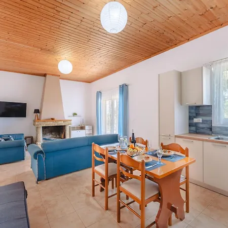 To Pournari Beachside Garden House - Happy Апартаменты *