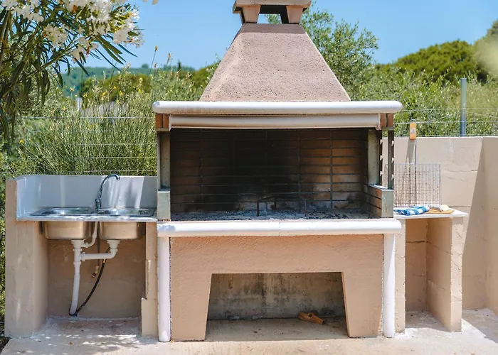 To Pournari Beachside Garden House - Happy Apartman