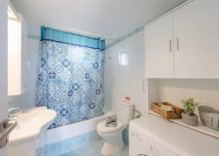 To Pournari Beachside Garden House - Happy *