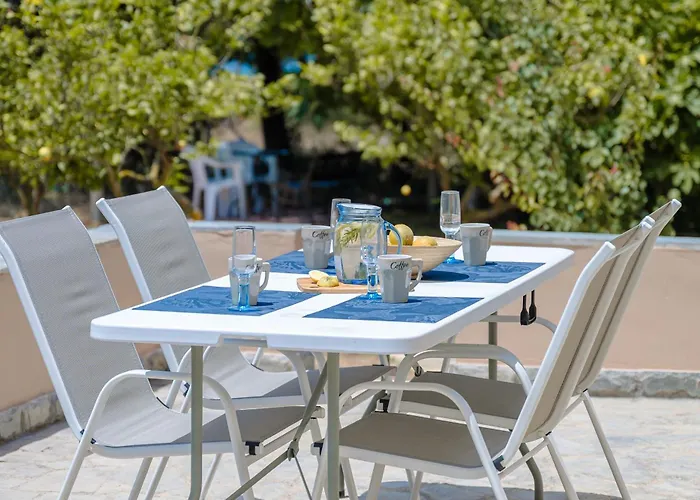 To Pournari Beachside Garden House - Happy Korakohóri